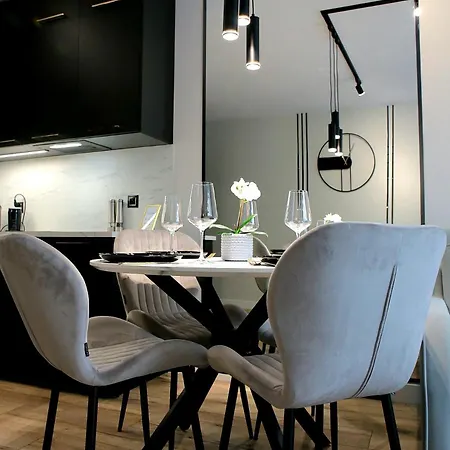 Saint Barbara Gorgeous 3 In The Heart Of Apartament *